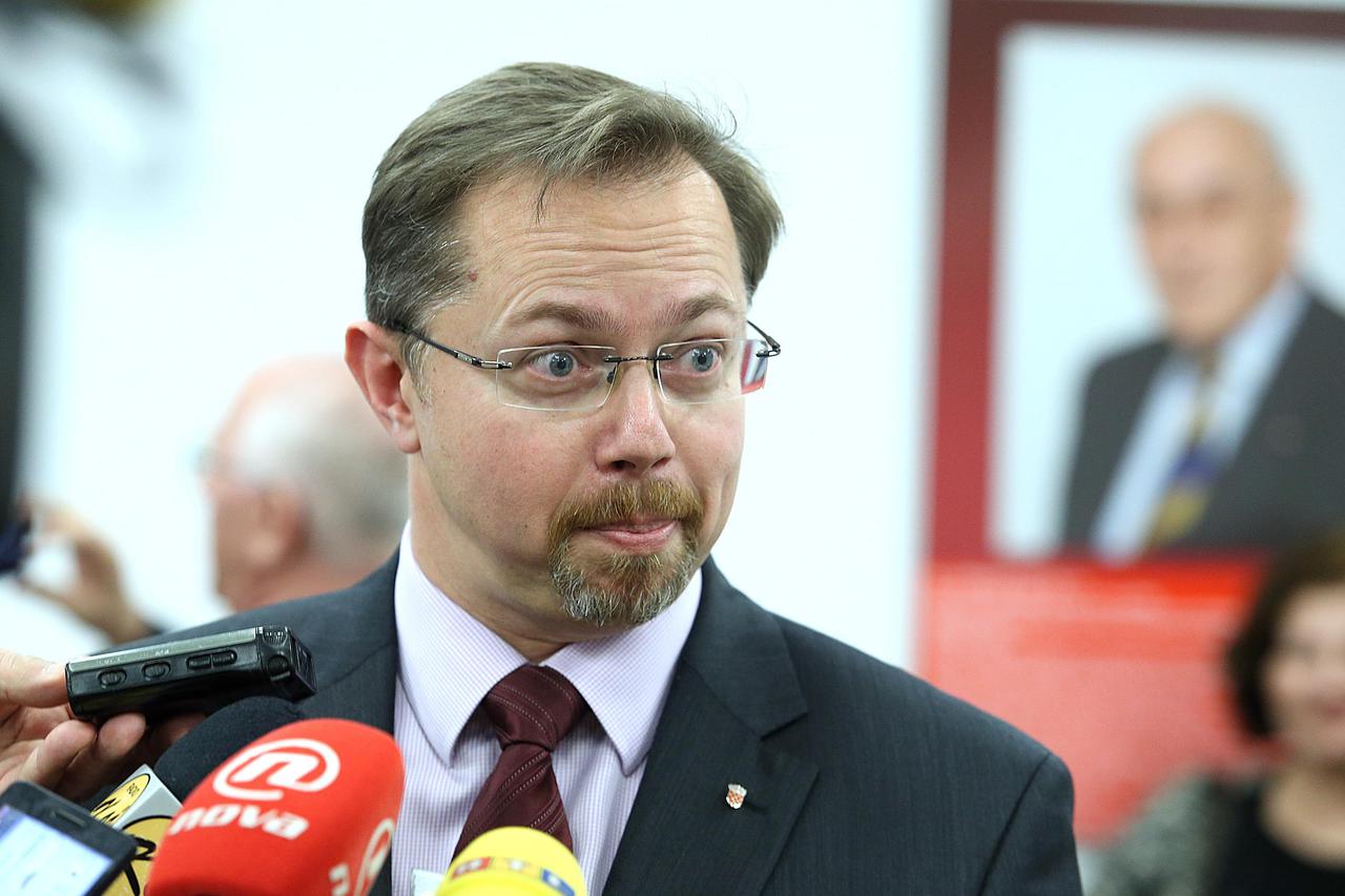 Siniša Varga