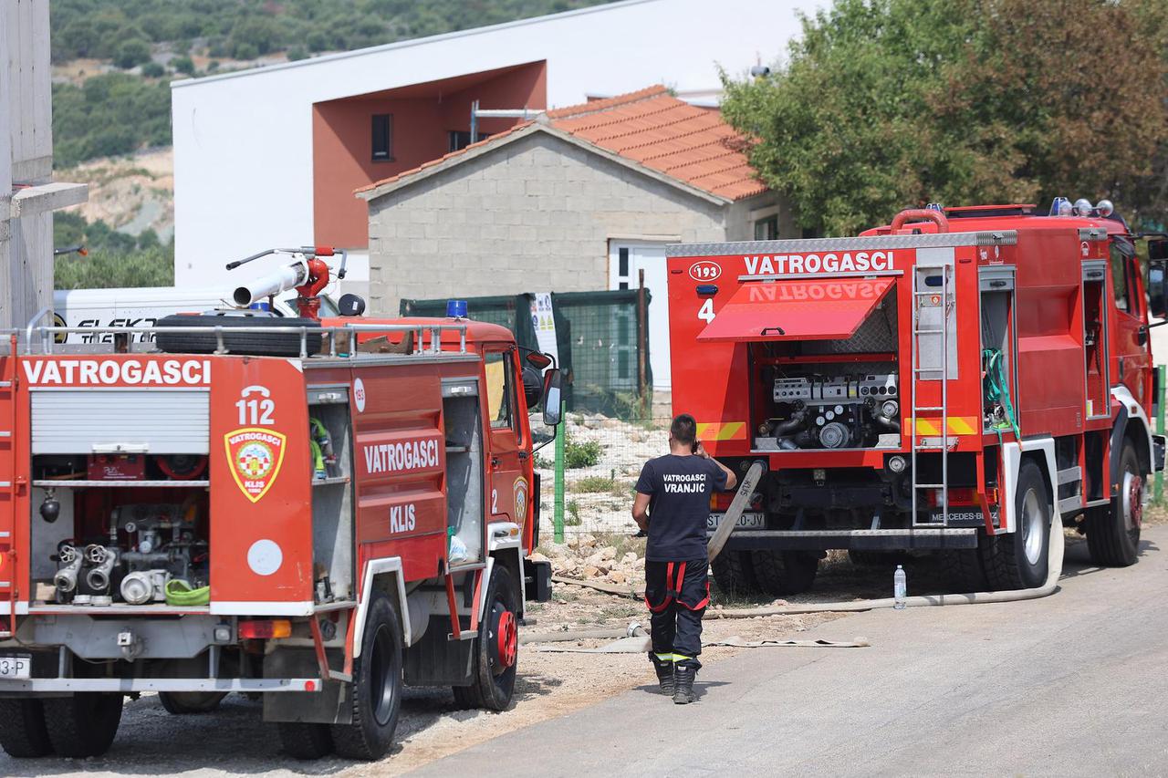 U tijeku je sanacija nakon velikog požara na Čiovu