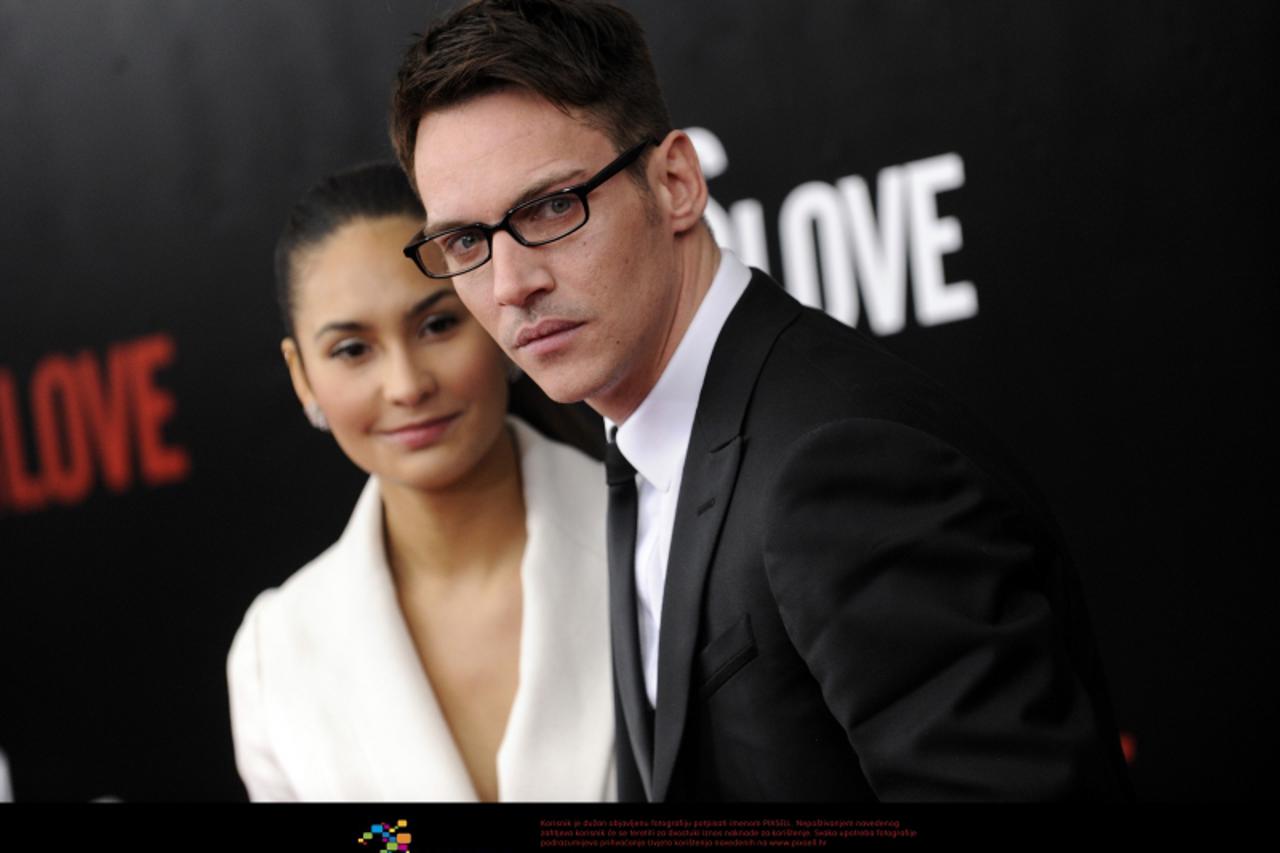 jonathan rhys meyers s djevojkom 