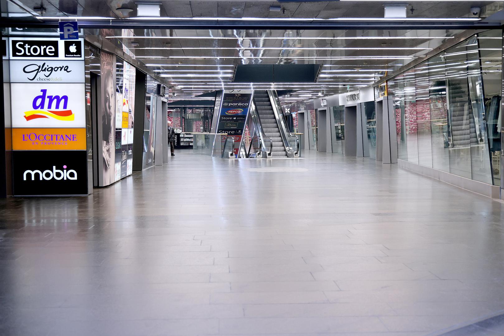 Od subote pak kreće tjedni bojkot bojkot trgovačkoj lanca Konzum. O jednotjednom bojkotu Konzuma odlučeno je temeljem ankete koju je platforma objavila na svojim internetskim stranicama i koja je trajala 24 sata 5. veljače. 