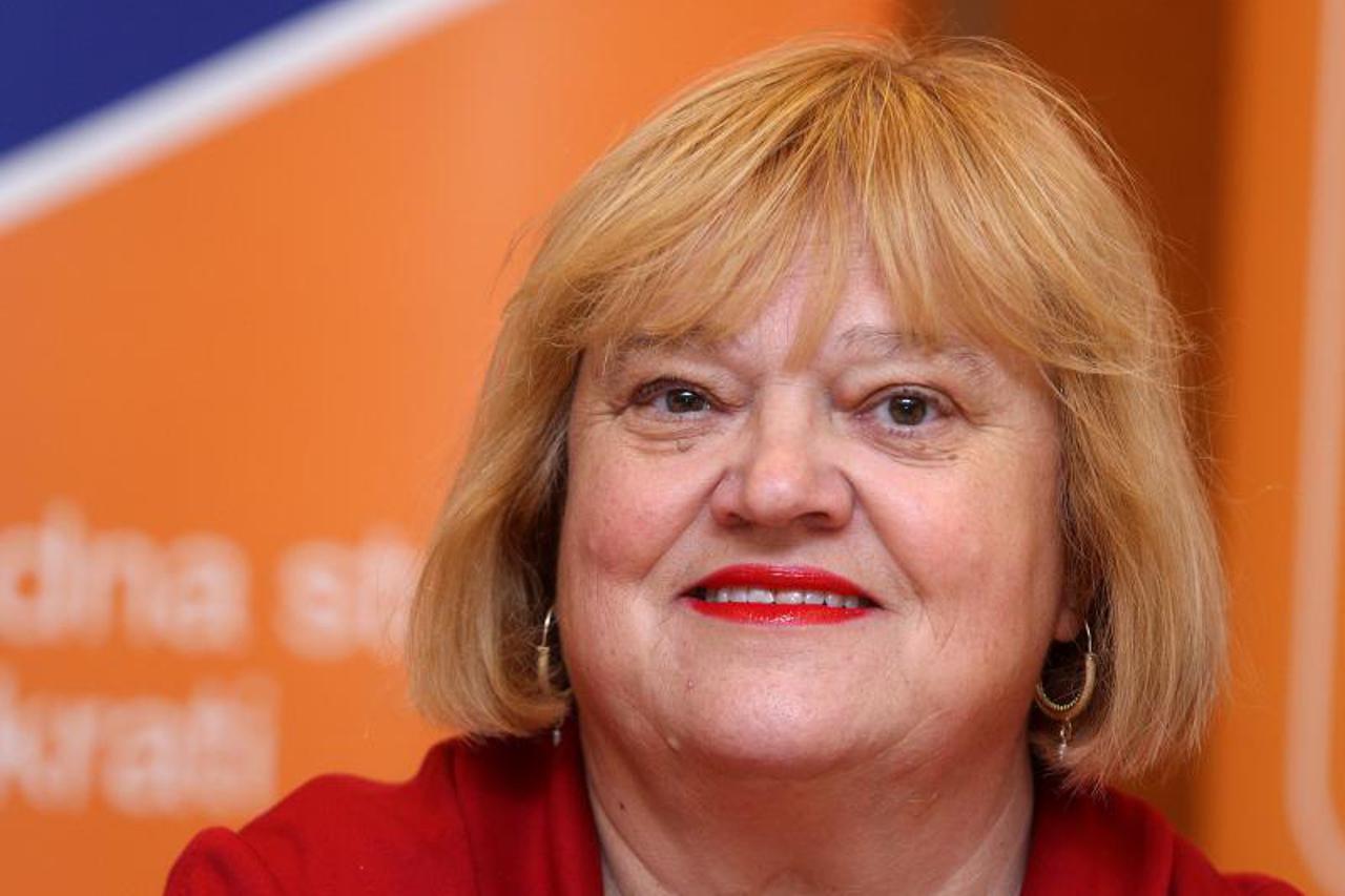 Anka Mrak Taritaš