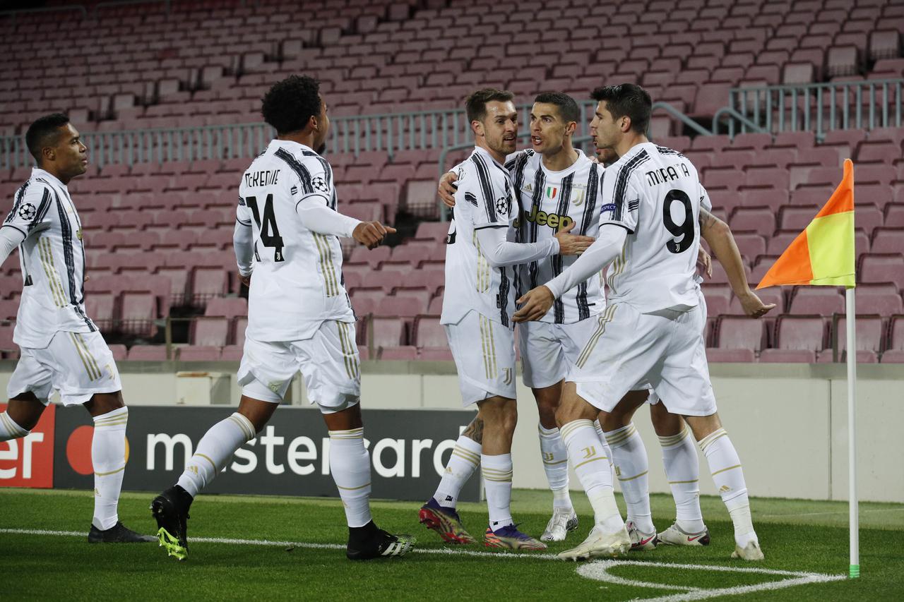 Champions League - Group G - FC Barcelona v Juventus