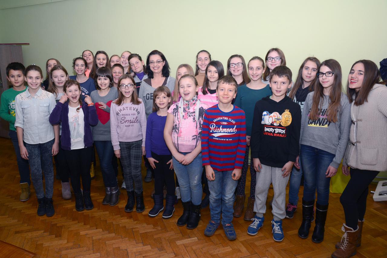 16.12.2015.Sisak-Nakon objave spota s pjesmom