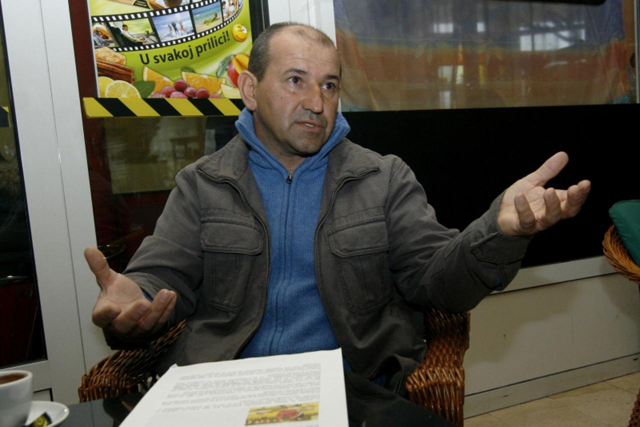 \'02.12.2010., Koprivnica - Mladena Stanica je na malonogometnoj utakmici glavom u nos udario Zoran Pericic i tesko ga ozlijedio. Photo: Marijan Susenj/PIXSELL\'