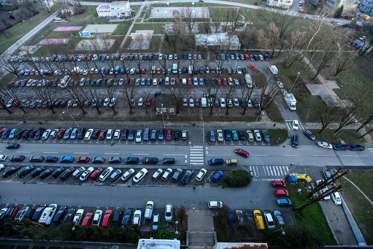 Vizure  grada u kasno zimsko popodne