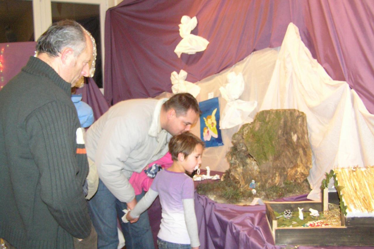 'zagorje - 03. 01. 2011.,Brestovec Orehovicki, Hrvatska -  4. izlozba bozicnih jaslica u oS Brestovec Orehovicki u organizaciji Udruge Angeljeki'