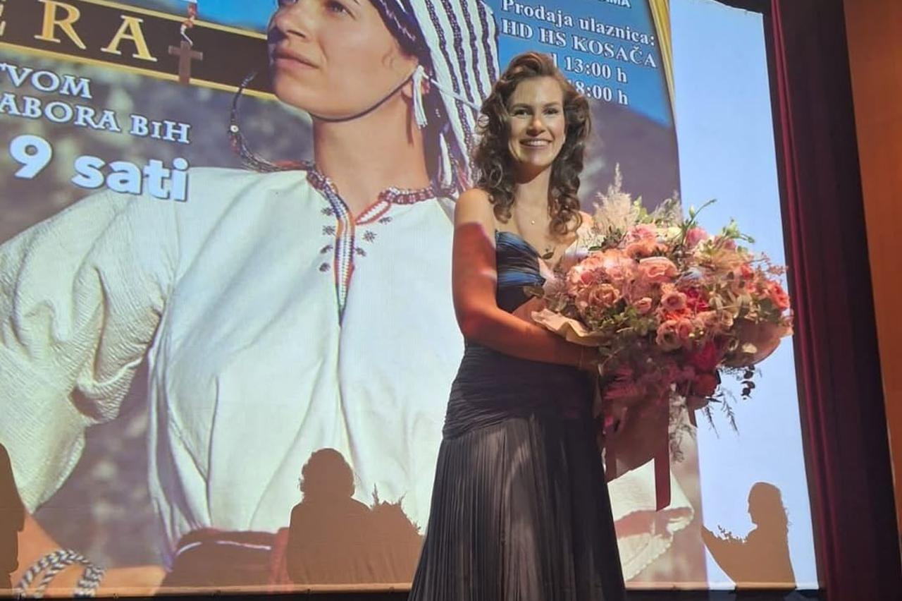 Ornela Vištica na premijeri