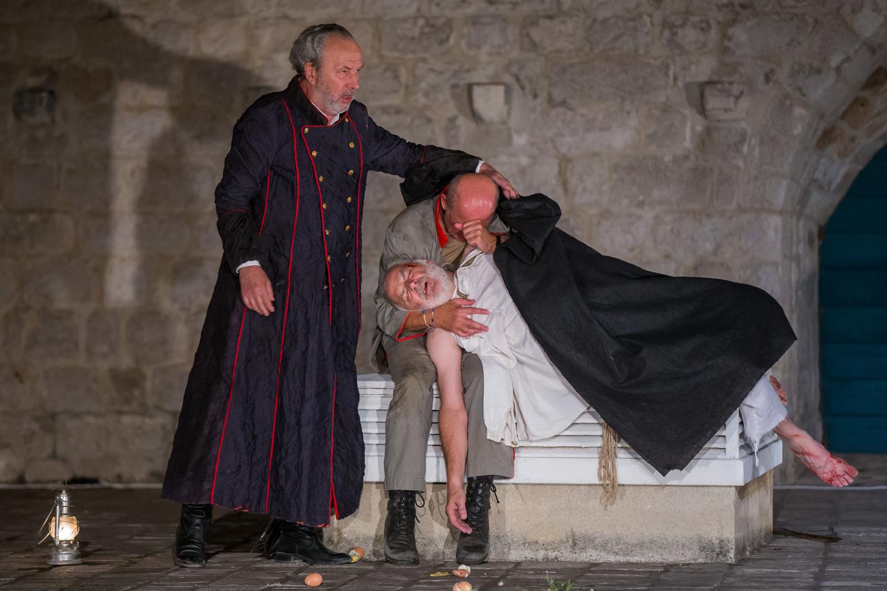 Dubrovnik: Gostovanje Kralja Leara u izvedbi kazališta Ulysses 