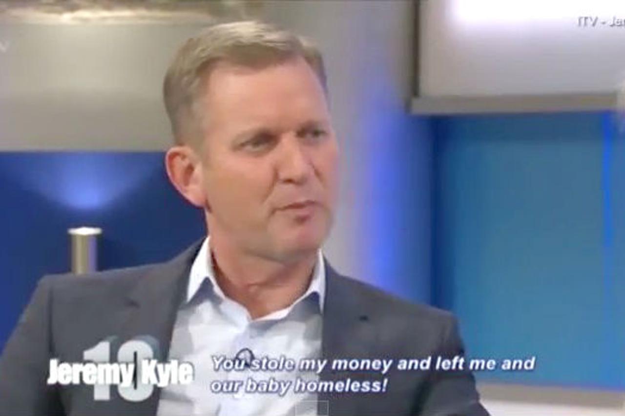 Atraktivna plavuša zaludila gledatelje