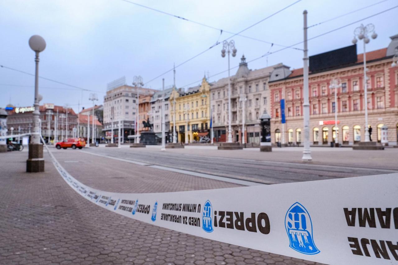 Zagreb: Gotovo prazan grad posljedica je potresa i korona virusa