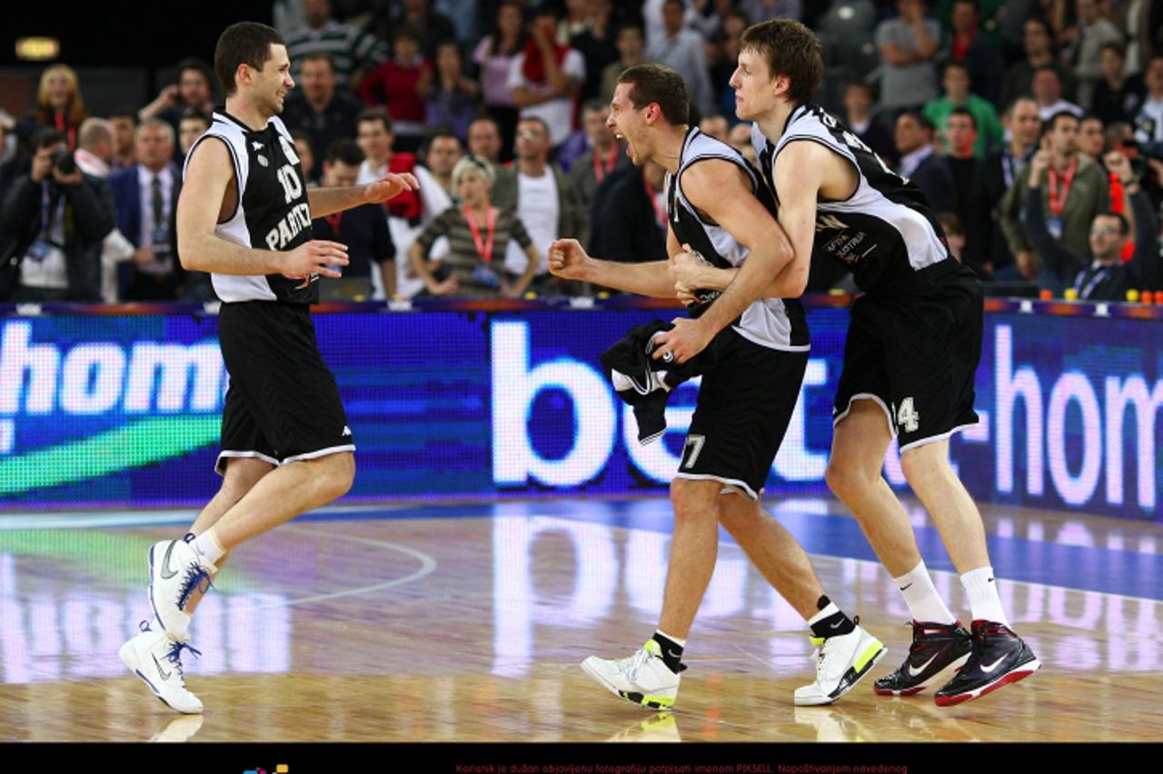 '25.04.2010. Arena, Zagreb - Kosarkaski spektakl Final 4 NLB lige, finale Cibona - Partizan.Aleksandar Rasic, Dusan Kecman i Jan Vesely. Photo: Igor Kralj/PIXSELL'