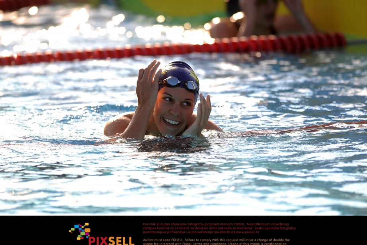 \'02.07.2011. Salata , Zagreb -  Otvoreno prvenstvo Hrvatske Zlatni Medvjed .Pobjednik na 200m ledjno Kim Daniela Pavlin  .  Photo: Daniel Kasap/PIXSELL\'