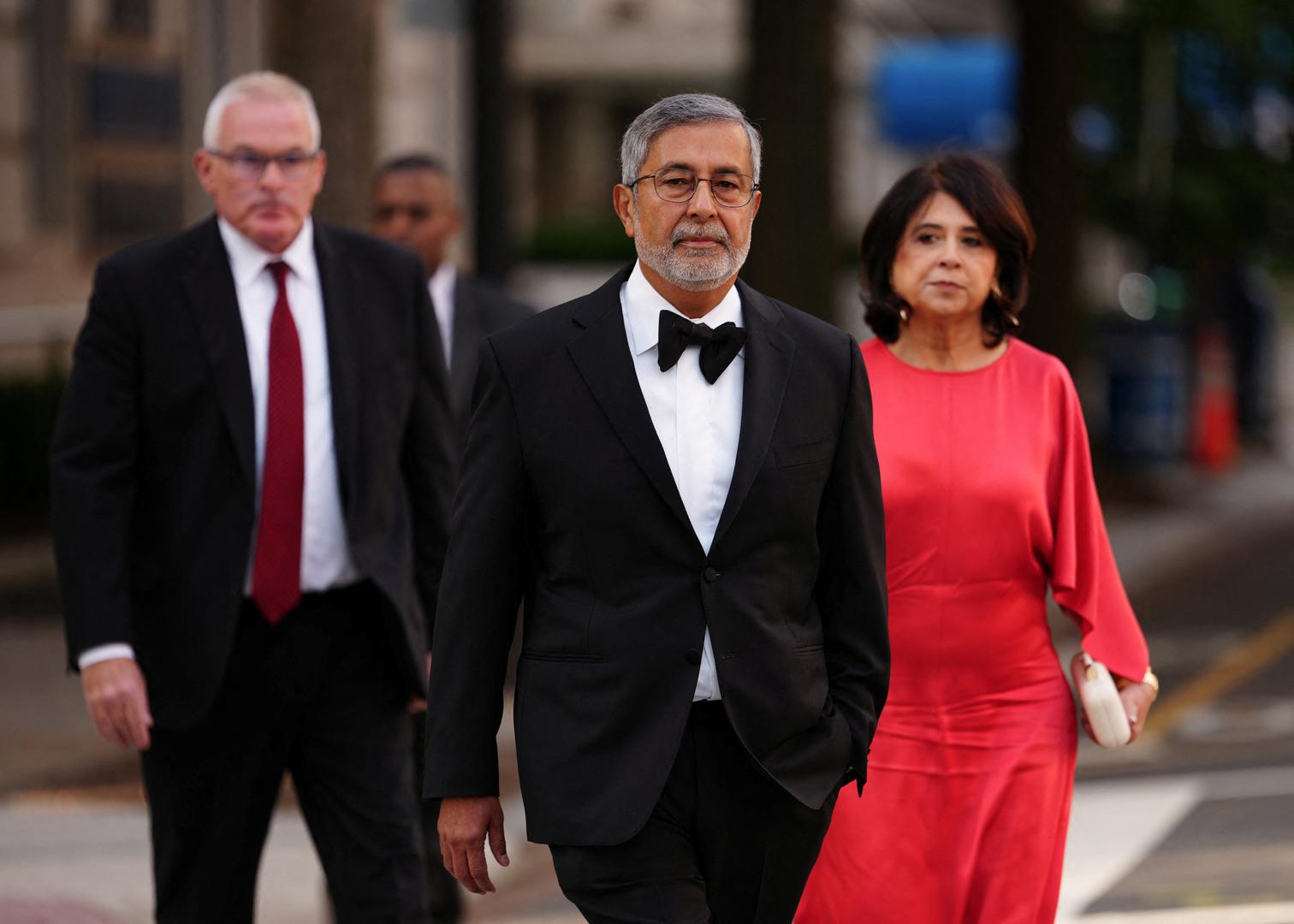 Sanjay Mehrotra, izvršni direktor tvrtke Micron Technology, i njegova supruga Sangeeta Mehrotra