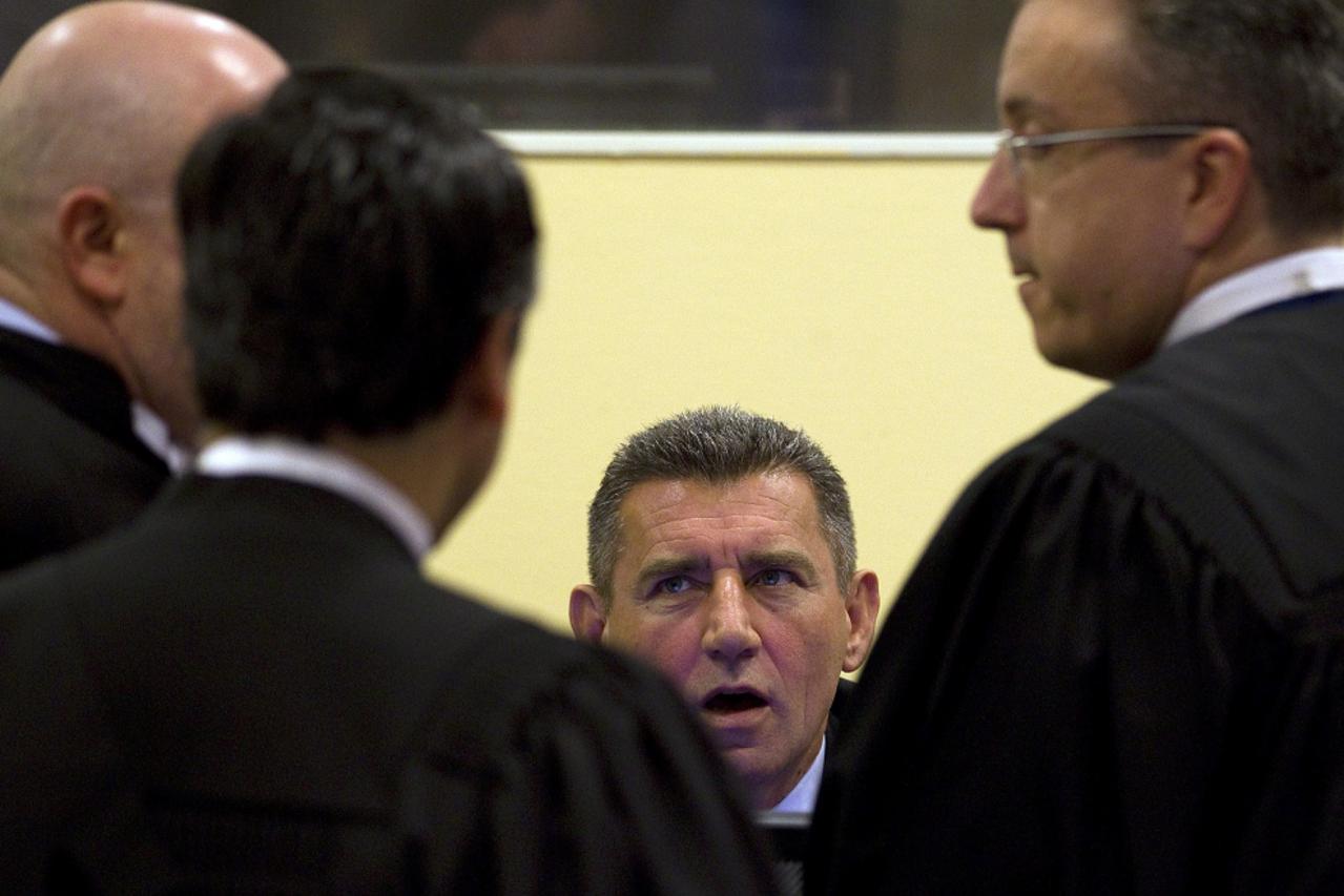 gotovina (1)