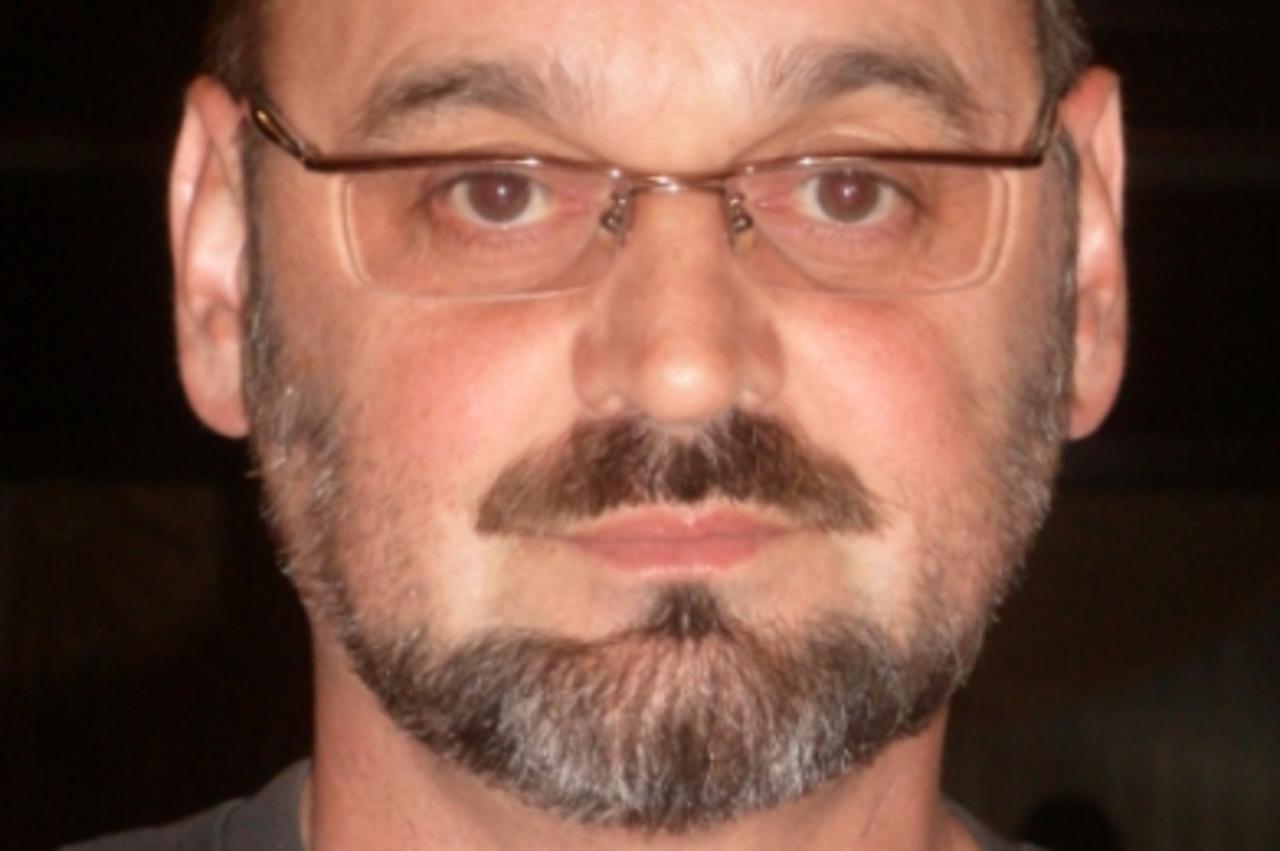 'zizek_nnn_obz_291210'