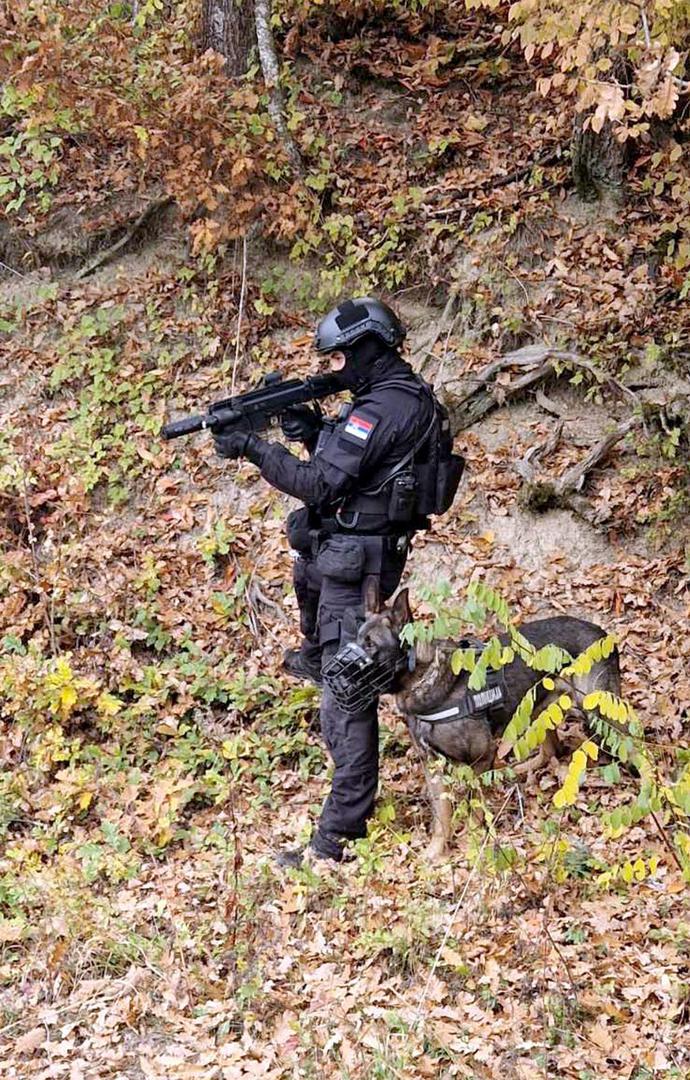 03, November, 2024, Prijepolje - Members of the Ministry of Internal Affairs are intensively searching for Alija Balijagic, for whom an Interpol warrant has been issued for a double murder in Montenegro, and who was located yesterday in the vicinity of Prijepolje and was seen in a village near the border with Montenegro. Photo: OMK MUP Republike Srbije/ATAImages03, novembar, 2024, Prijepolje - Pripadnici Ministarstva unutrasnjih poslova intenzivno tragaju za Alijom Balijagicem, za kojim je raspisana Interpolova poternica zbog dvostrukog ubistva u Crnoj Gori, a koji je juce lociran u okolini Prijepolja i vidjen u jednom selu u blizini granice sa Crnom Gorom. Photo: OMK MUP Republike Srbije/ATAImages Photo: OMK MUP Republike Srbije/ATAImages/PIXSELL