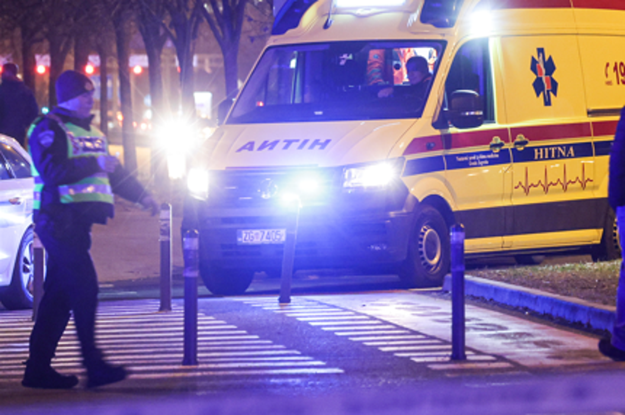 policija