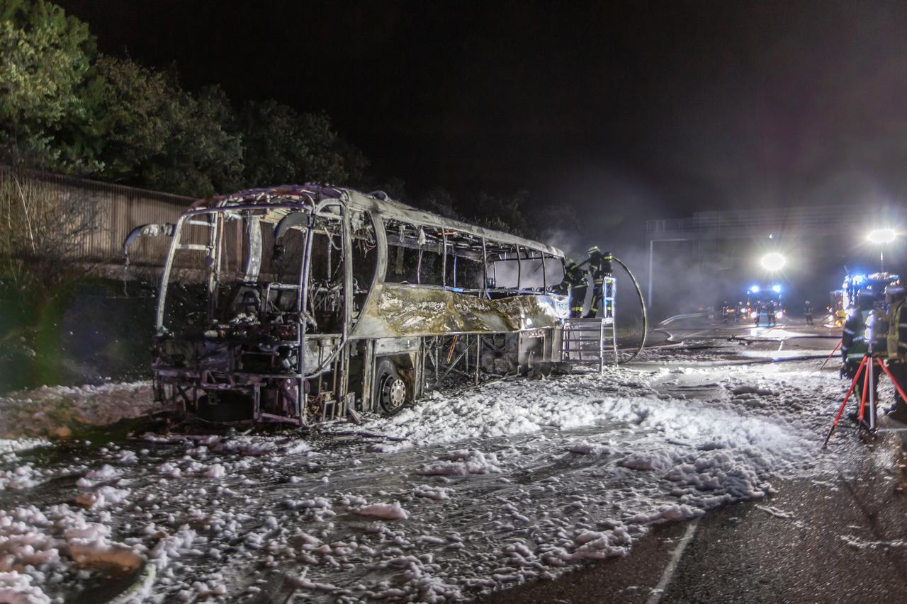 Izgorjeli bus u NJemačkoj
