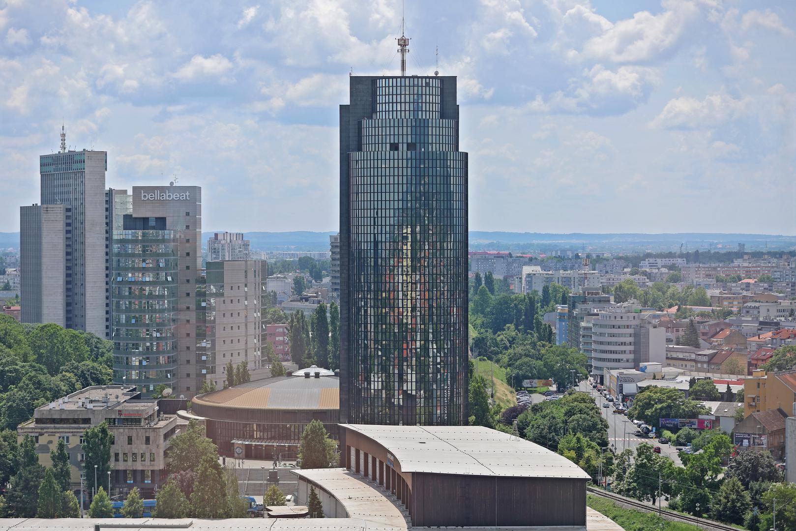 Na šestom mjestu na ovom popisu zauzima  ovaj kultni toranj koji se još naziva “Mirkova cigara”, povezan je s košarkom i visok je 92 meta, ima 25 katova i izgrađen je 1987. godine. 