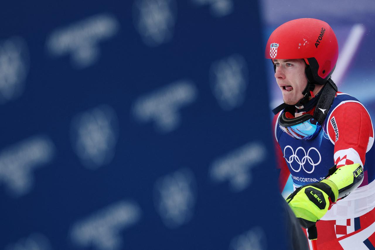 Alpine Skiing - Men's Giant Slalom Run 2