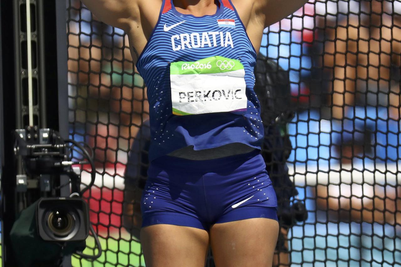 2016 Rio Olympics - Athletics - Final - Women's Discus Throw Final - Olympic Stadium - Rio de Janeiro, Brazil - 16/08/2016. Sandra Perkovic (CRO) of Croatia reacts.   REUTERS/Kai Pfaffenbach   FOR EDITORIAL USE ONLY. NOT FOR SALE FOR MARKETING OR ADVERTIS