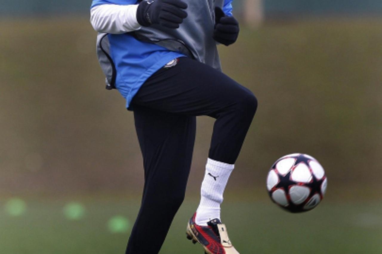'Inter Milan striker Samuel Eto\' during the training session at the Centro Sportivo Angelo Moratti, Italy. Photo: Press Association/Pixsell'