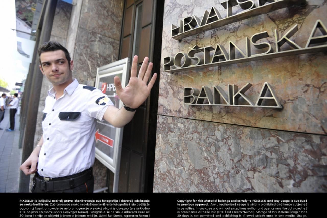 '19.07.2013., Zagreb - Zgrada Hrvatske postanske banke. Vlada prodaje Hrvatsku postansku banku kako bi se smanjile potrebe za zaduzivanje kojim se financira proracunski manjak. Photo: Marko Lukunic/PI