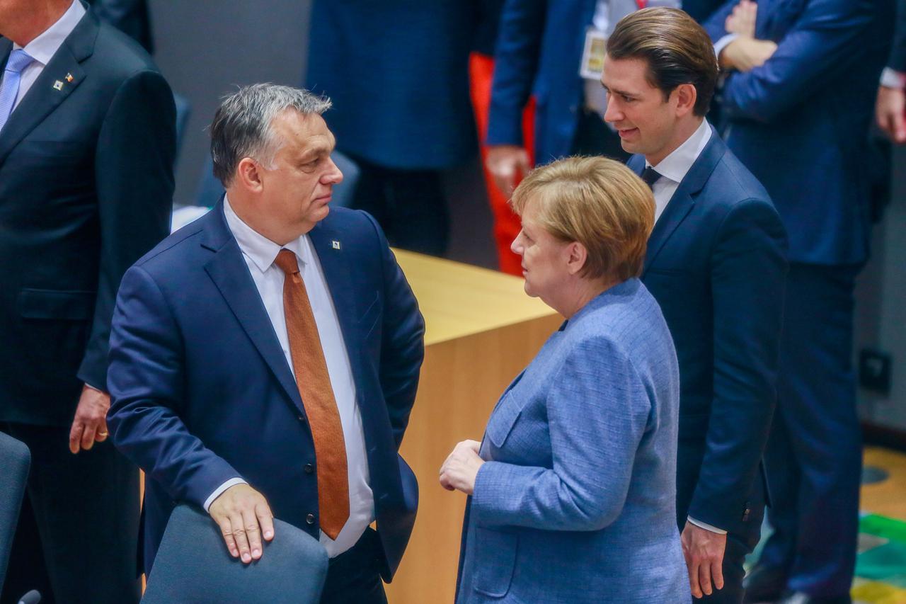 Tri zahtjeva Orbánu: ne napadaj Junckera, ispričaj se i razjasni stvari oko Srednjoeuropskog sveučilišta