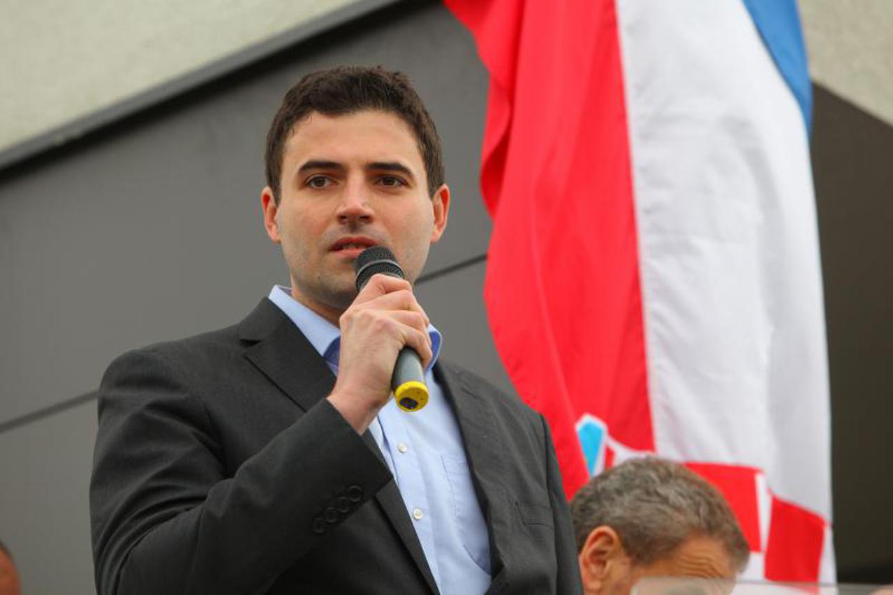 Davor Bernardić