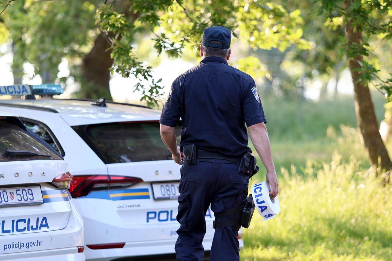 Umag: Muškarac ubio ženu pa sebe