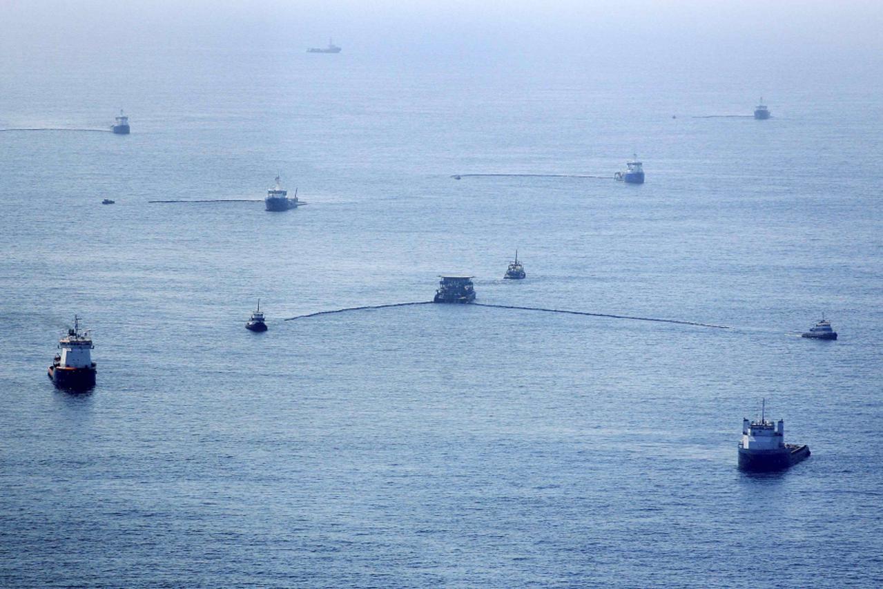 Singapurski moreuz jedan je od najvažnijih pomorskih puteva na svijetu