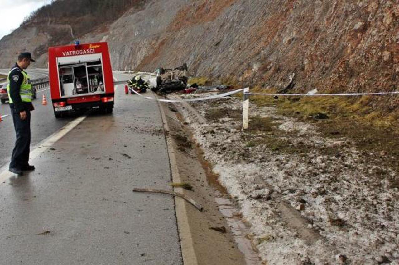 Otočac prometna nesreća