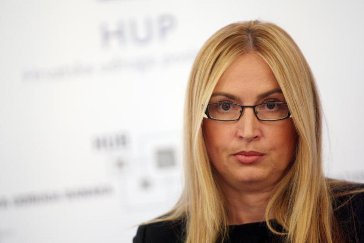 Suzana Košćak, portal (1)