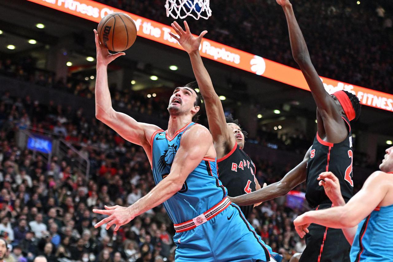 NBA: Phoenix Suns at Toronto Raptors