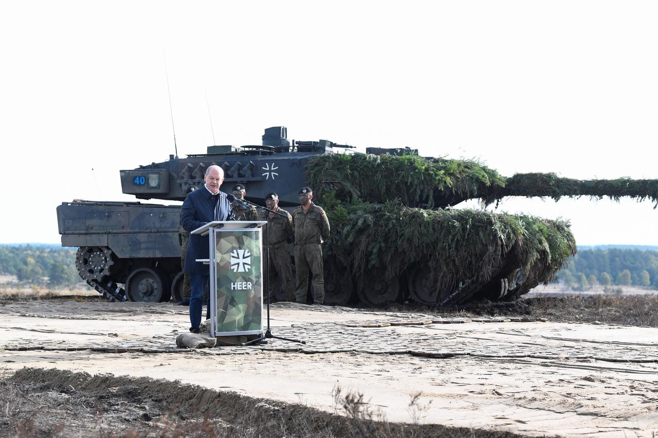 German Chancellor Scholz visits German army training at a military base in Bergen
