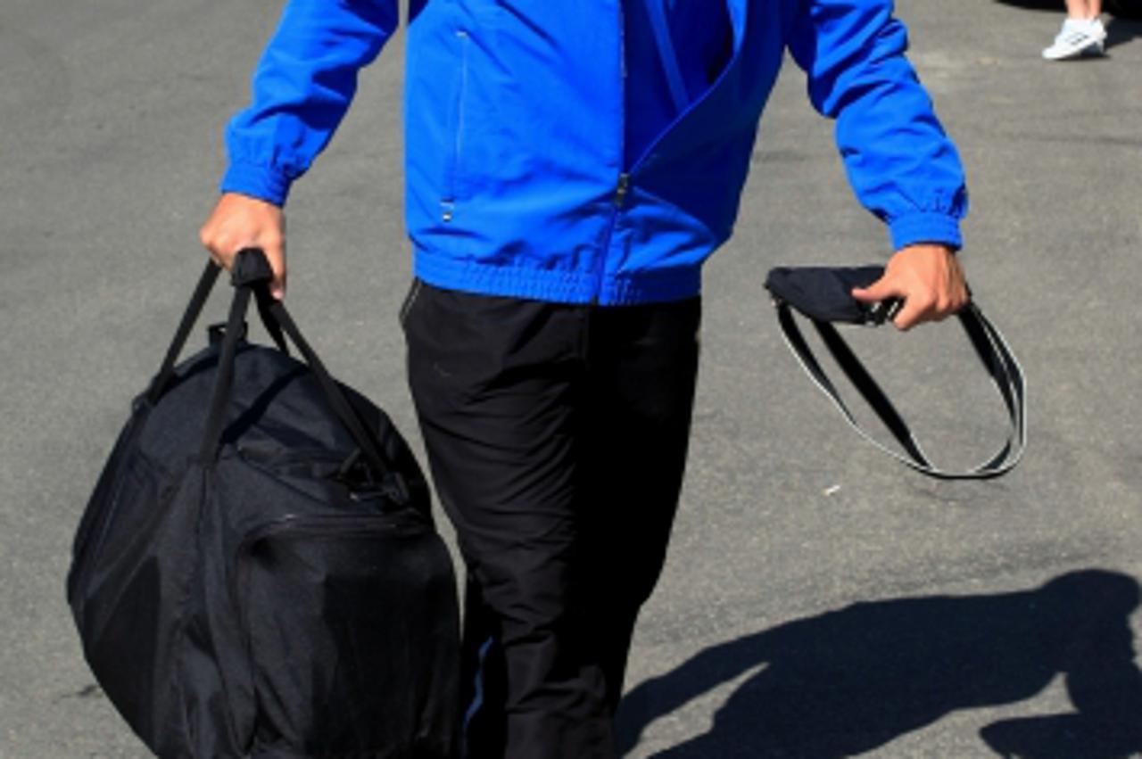 '13.06.2013., Zagreb - Okupljanje igraca GNK Dinamo Zagreb ispred maksimirskog stadiona. Igraci su nakon dorucka krenuli na prvi dio priprema na slovensko skijaliste Rogla. Andrej Kramaric. Photo: Mar