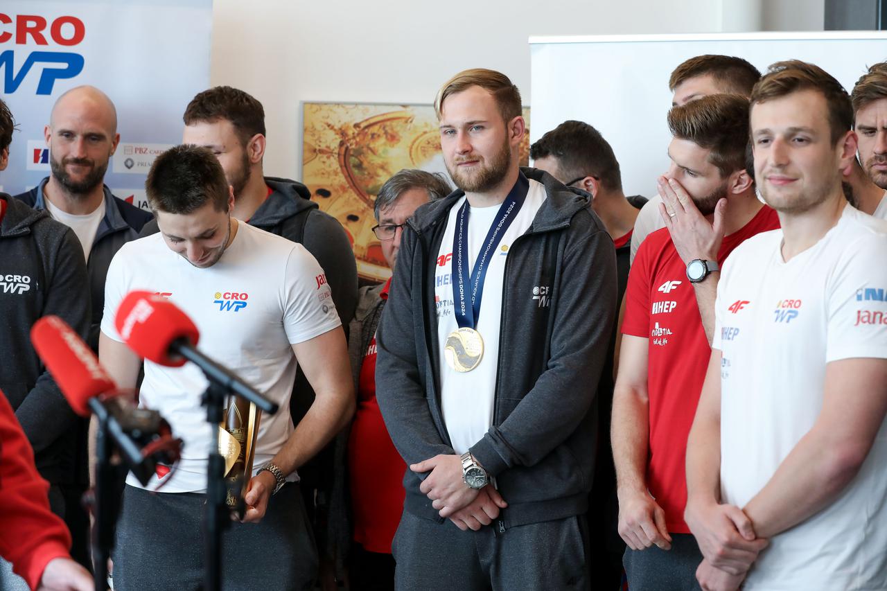 Zagreb: Zlatna hrvatska vaterpolska reprezentacija vratila se sa Svjetskog prvenstva 