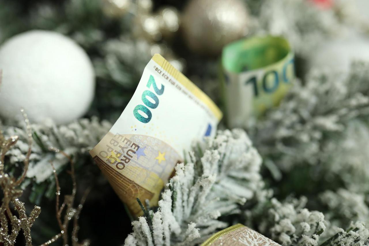 Božićnica u eurima 