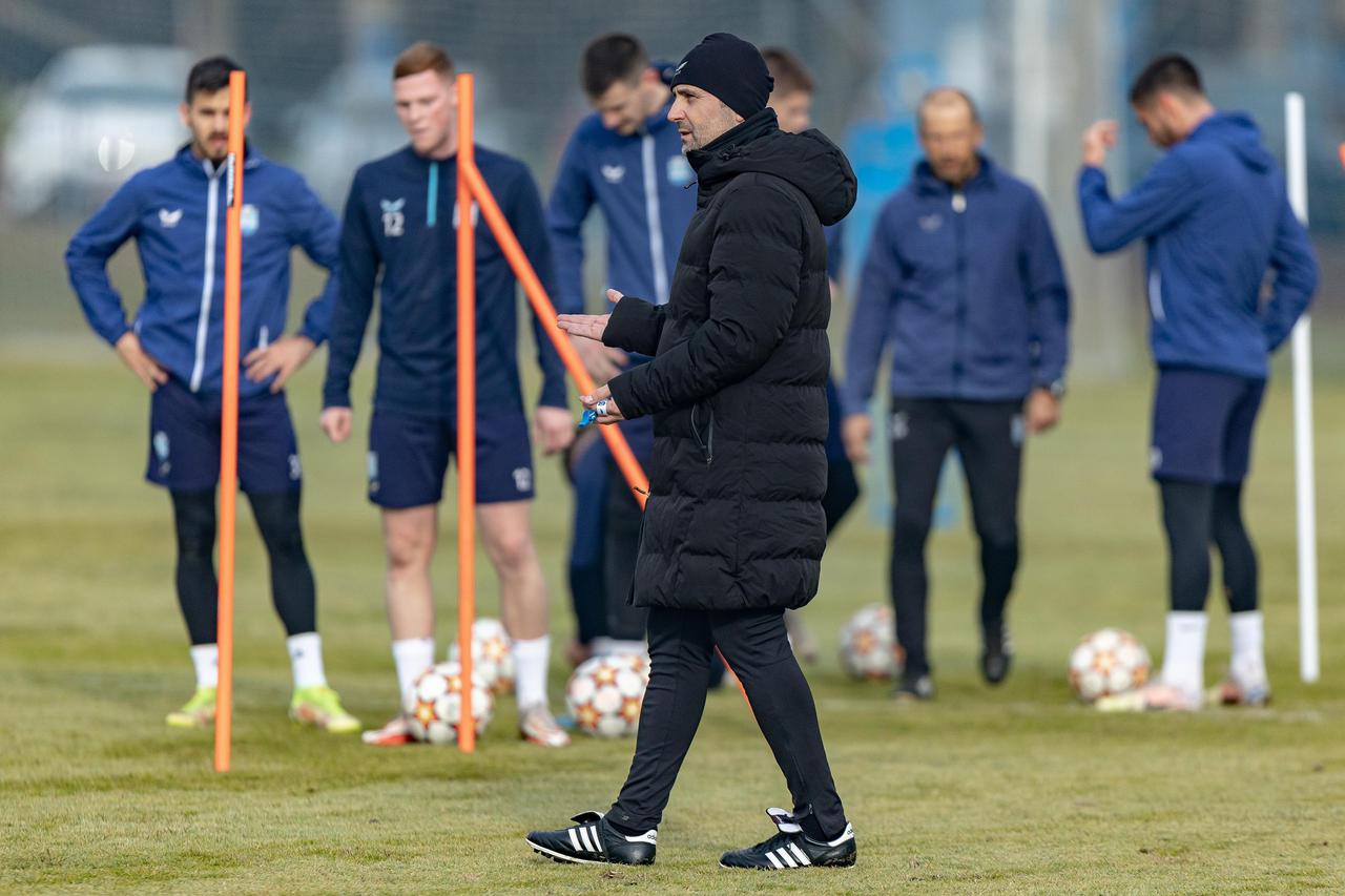 Na Gradskom vrtu održana prozivka igrača i prvi trening u ovoj godini