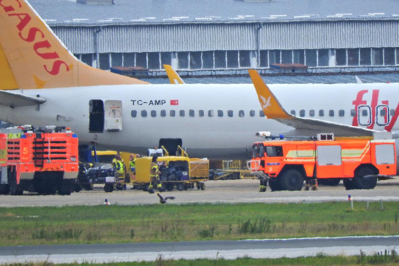 Zbog požara u prtljazi zrakoplov sletio u Zagreb