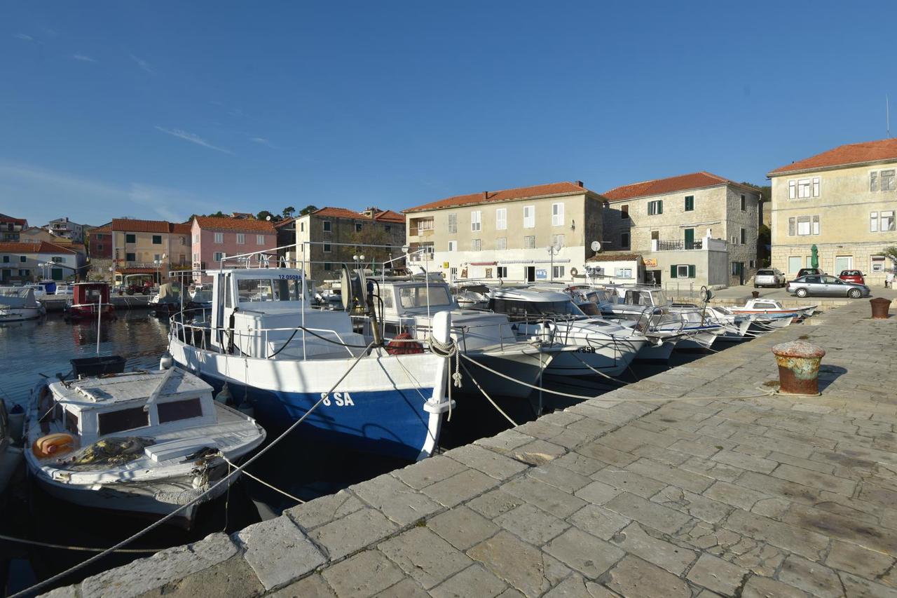 Drastično porastao broj zaraženih koronavirusom u Salima na Dugom otoku