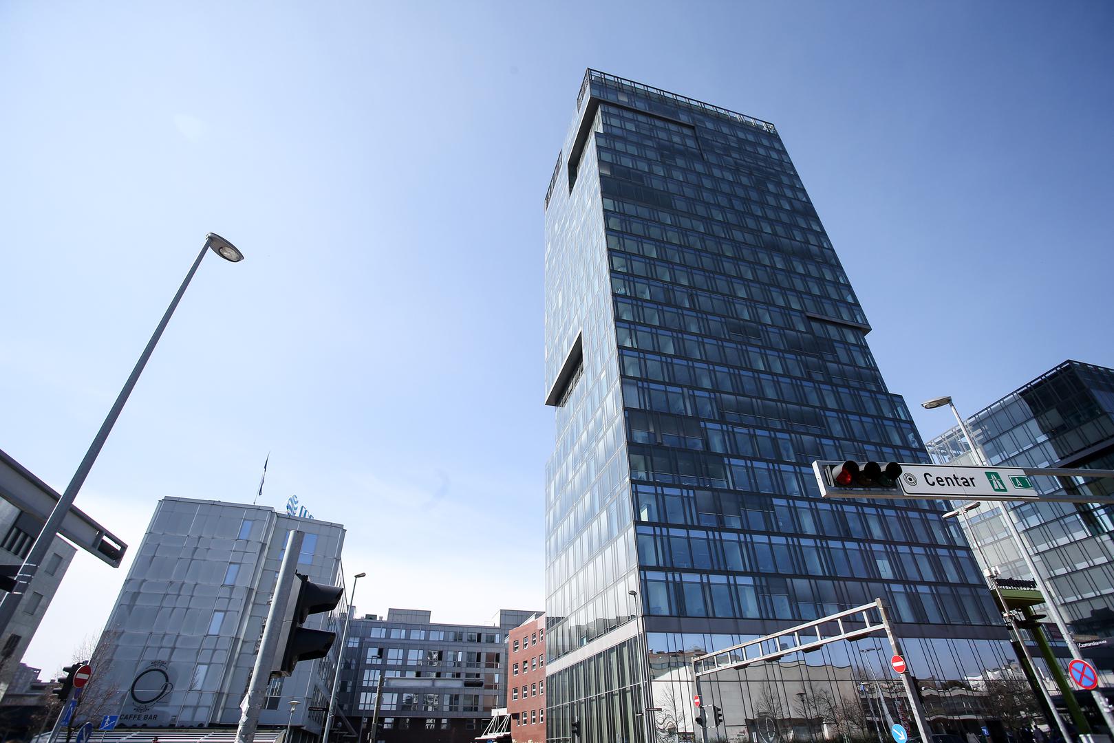 Eurotower u Zagrebu je neboder visine 96 metara. 