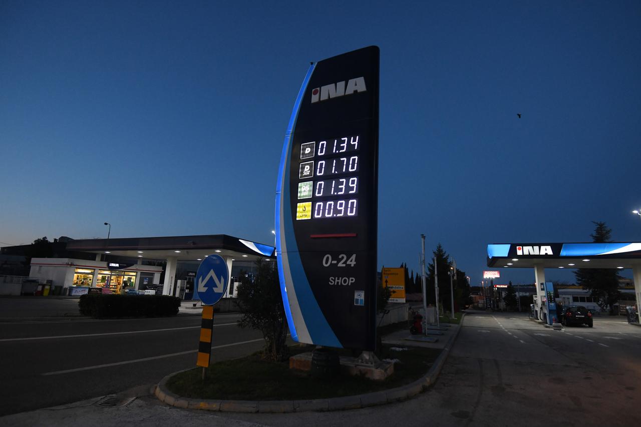 Šibenik: Niže cijene goriva na benzinskim  postajama u Hrvatskoj