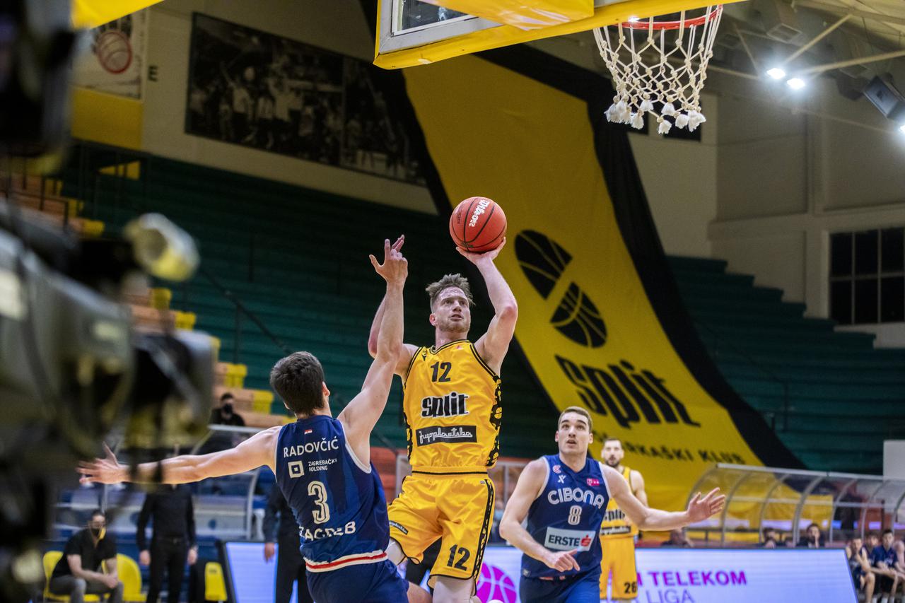 Split: Utakmica HT Premijer Lige između KK Split i KK Cibona