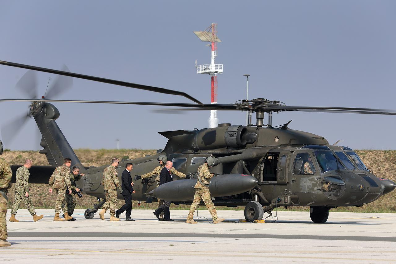 Predstavljeni helikopteri Black Hawk UH-60M