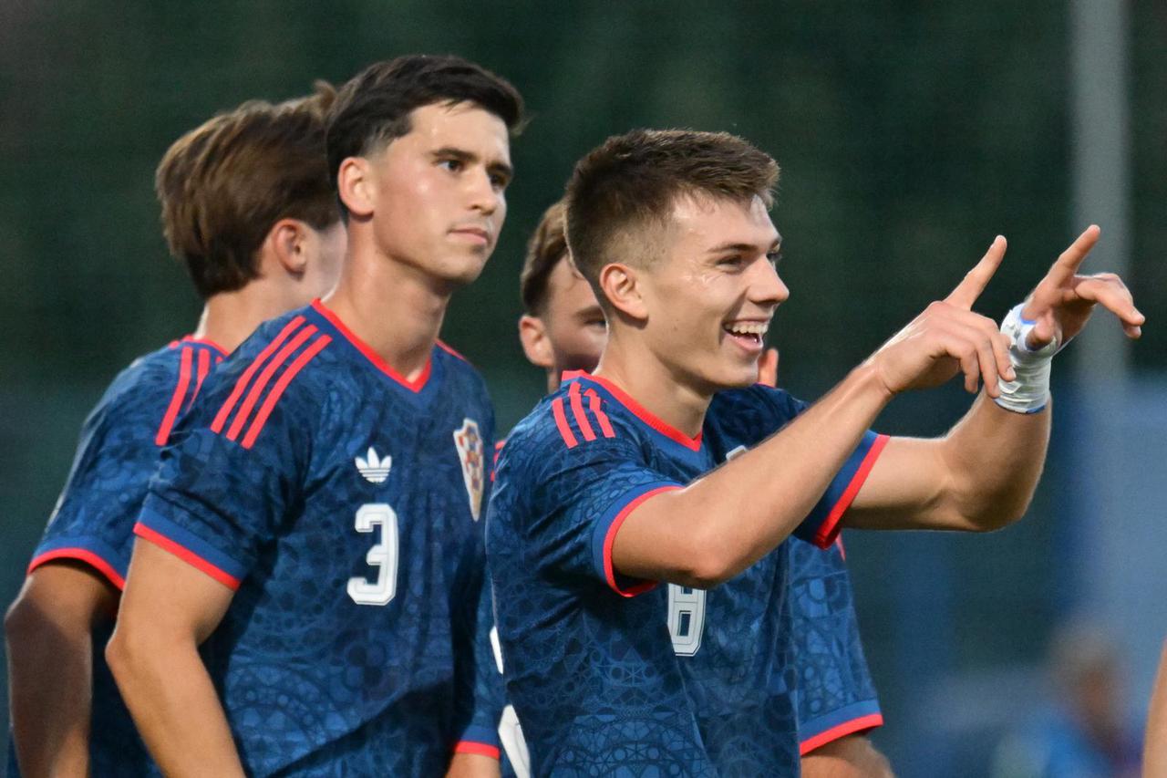 Varaždin: Hrvatska U-21 reprezentacija pobijedila Mađarsku 3:1, Jagušić zabio tri gola