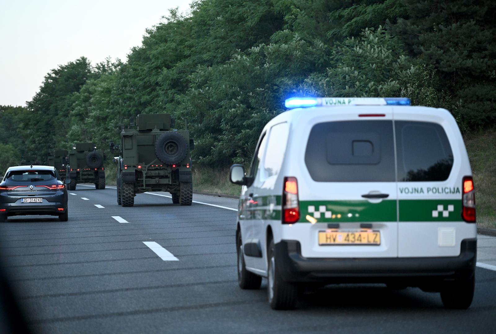 Više od 2000 pripadnika Hrvatske vojske i drugih službi već se tjednima svakodnevno okuplja u vojnoj bazi na Plesu, gdje se provodi intenzivna obuka.