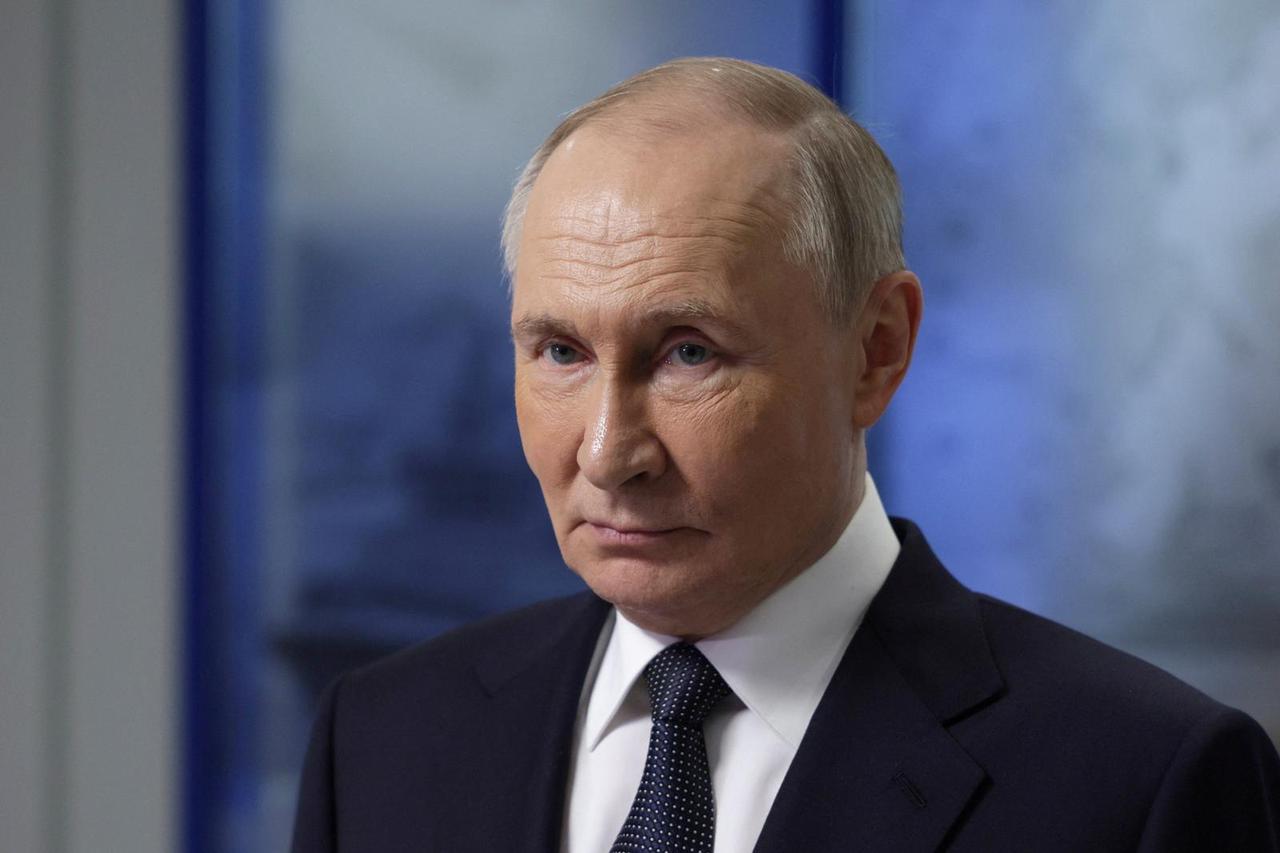 Russian President Putin visits Murmansk