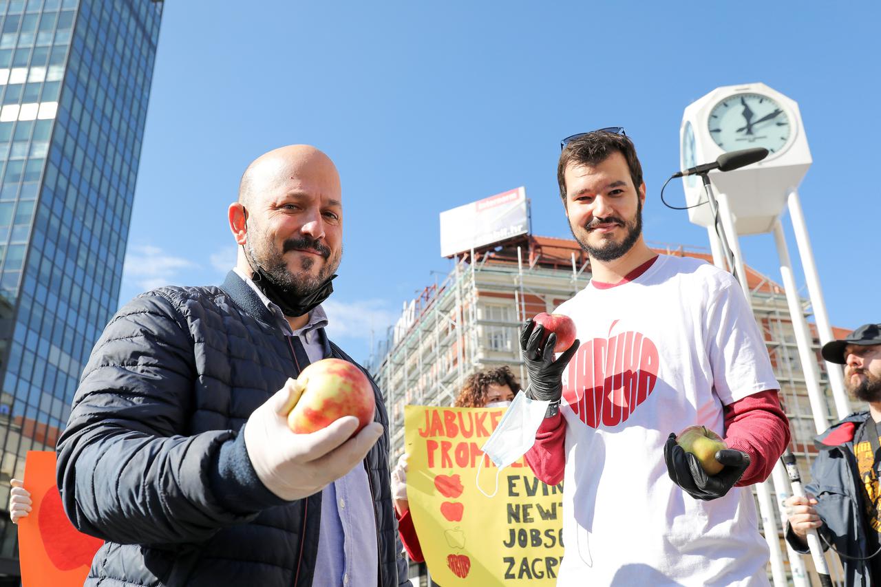 Zagreb: Održan politički performans Foruma mladih SDP-a Zagreb za GK Jabuka