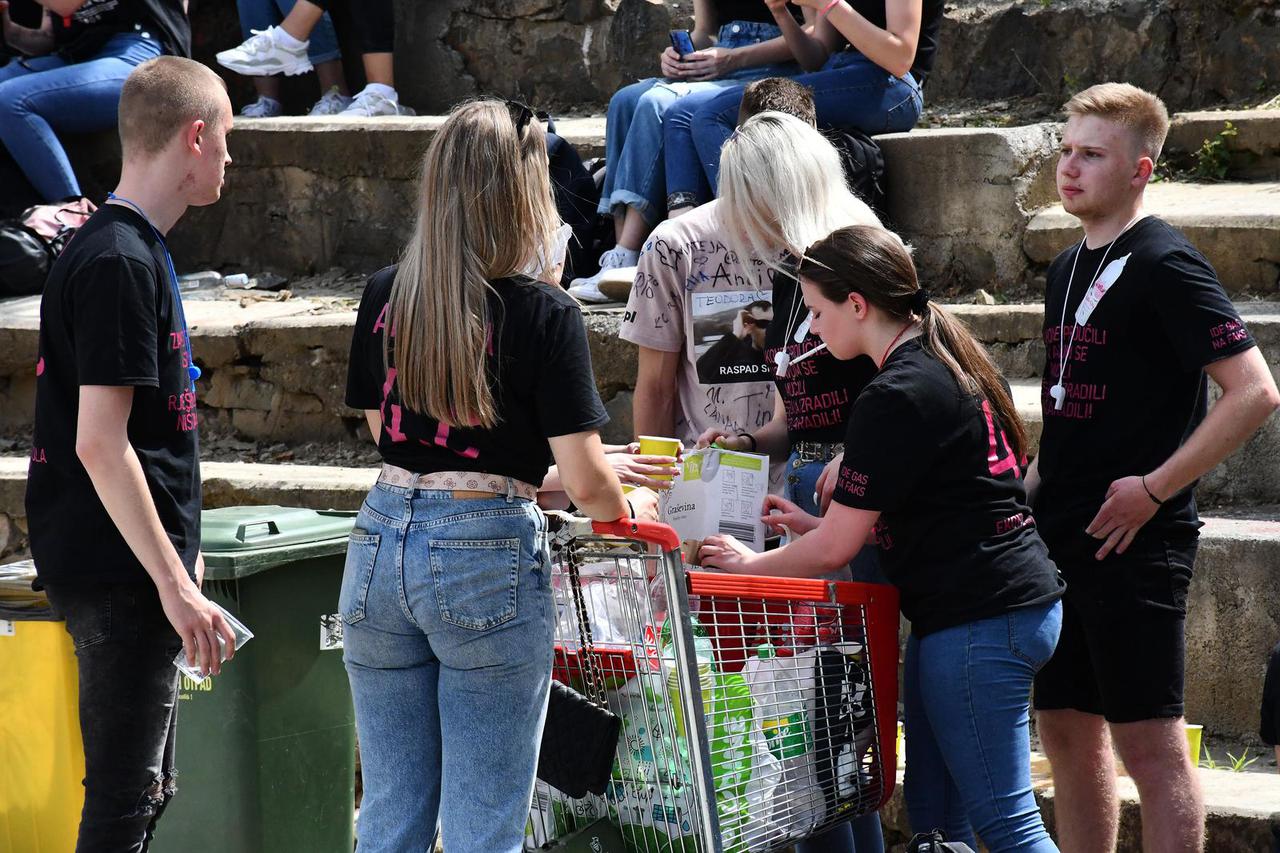 Požega: Vesela norijada maturanata požeških srednjih škola